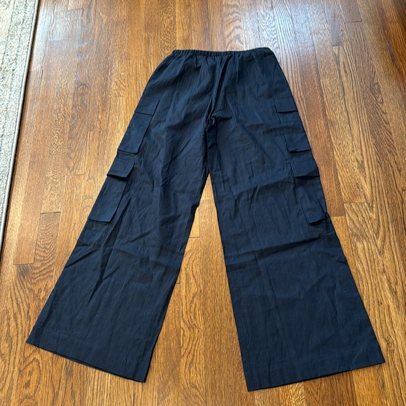 NWT Edikted Bristol Linen Look Cargo Pants Navy - Picture 2 of 3
